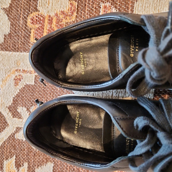 Givenchy Urban Street Knot Shoes - Picture 2 of 12
